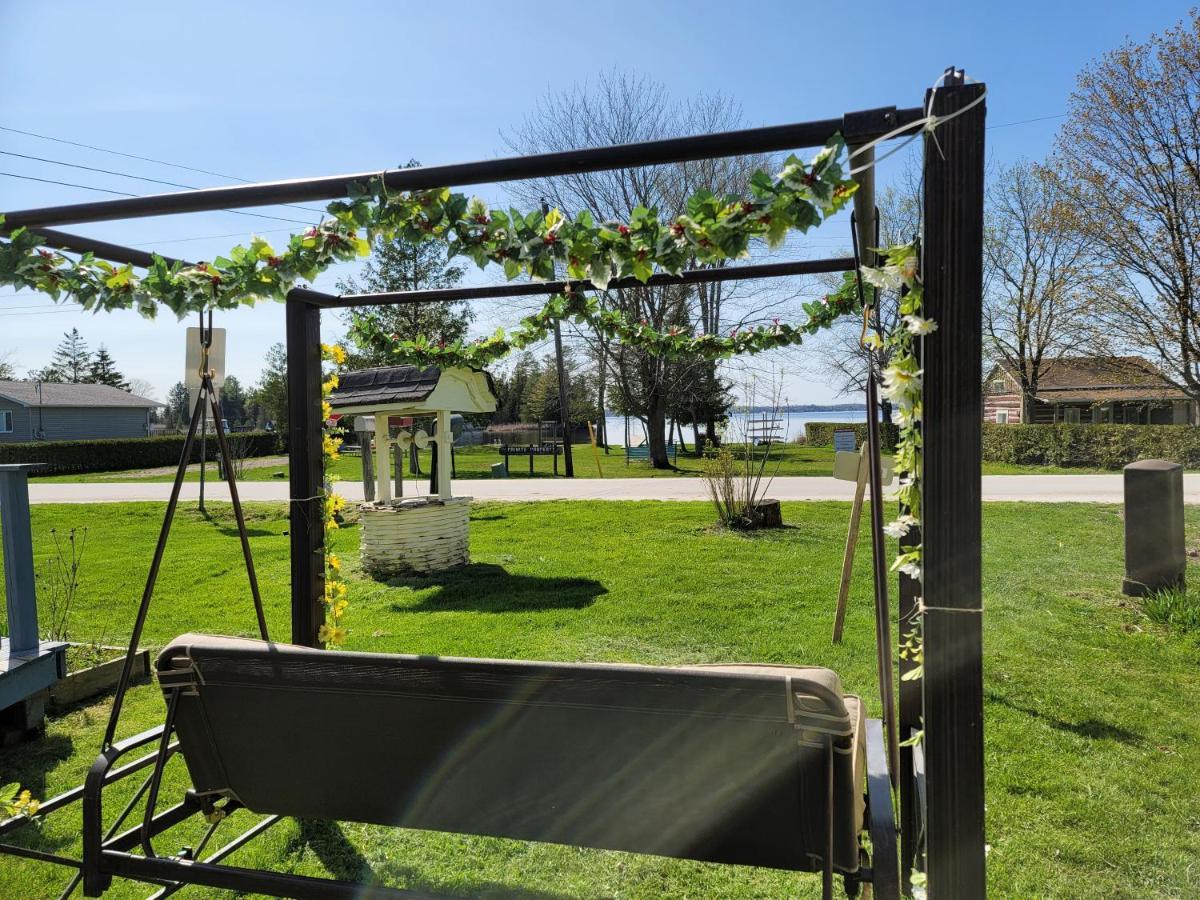 Fun Place With A Sandy Beach For Swimming, Boating, And Fishing, Featuring 3 Available Cabins Fenelon Falls Eksteriør billede